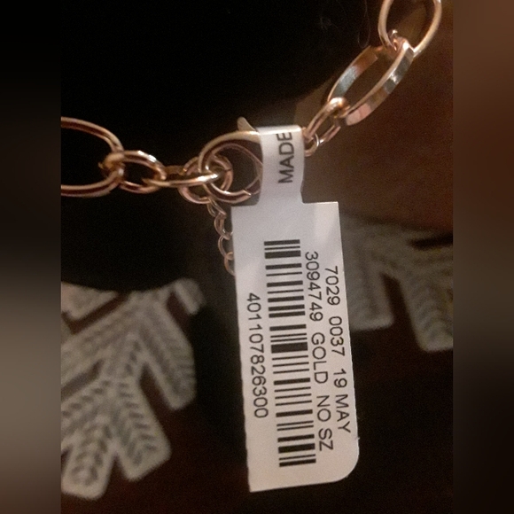 Neiman Marcus Chain Link Necklace - Picture 2 of 2